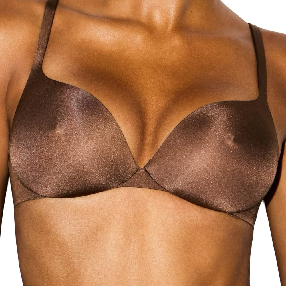 SKIMS Satin Contour Plunge Bra in Chocolate